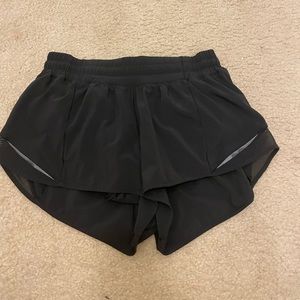 Black Hotty Hot Low-Rise Lined Short 2.5"
